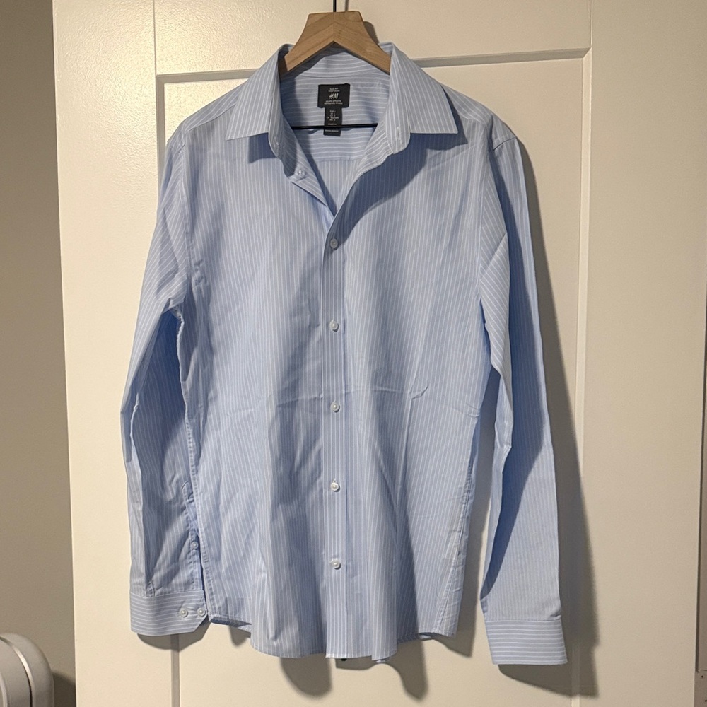 H&M Men’s Stripe Buttondown